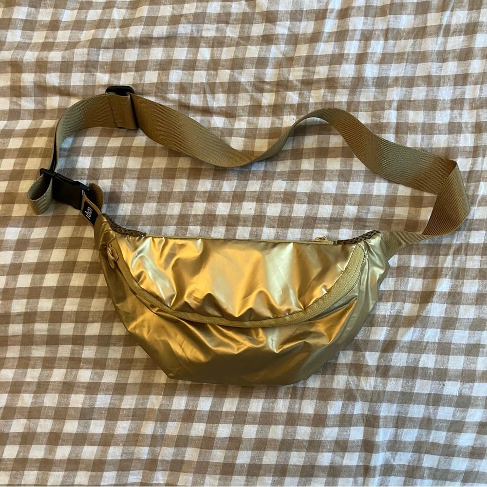 LOQI Metallic Gold Bumbag Crossbody Bag